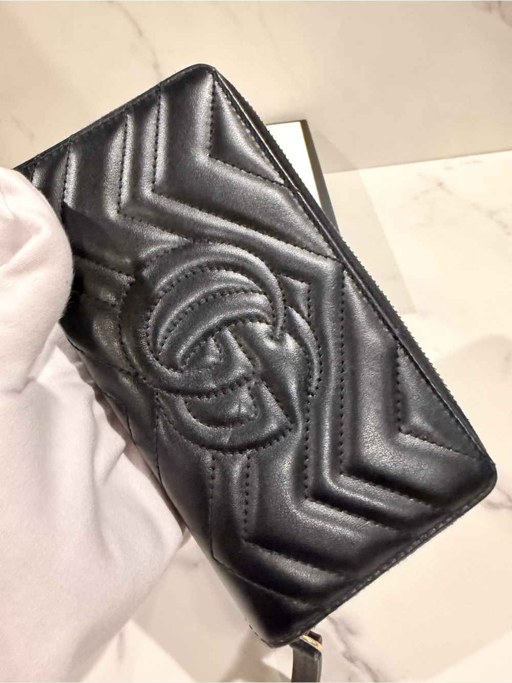 Gucci Marmont Zip Around Wallet - Picture 9 of 16